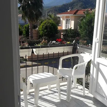 Haus Eden Ξενοδοχείο 3*