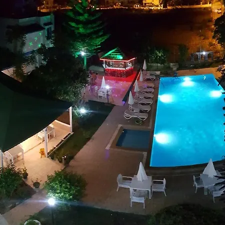 Haus Eden Ξενοδοχείο 3*